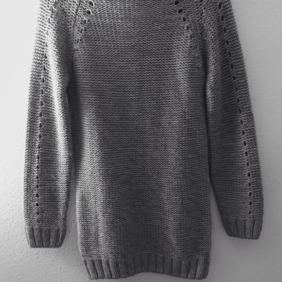 Venus Gray Keyhole Cut Out Long Sleeve Cowl Neck Turtleneck Sweater Size Small - Picture 10 of 15